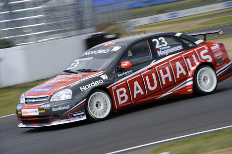 Et af de bedste danske kort på Ring Knutstorp er Jan Magnussen, der har været blandt de hurtigste hidtil, men ikke har haft heldet.